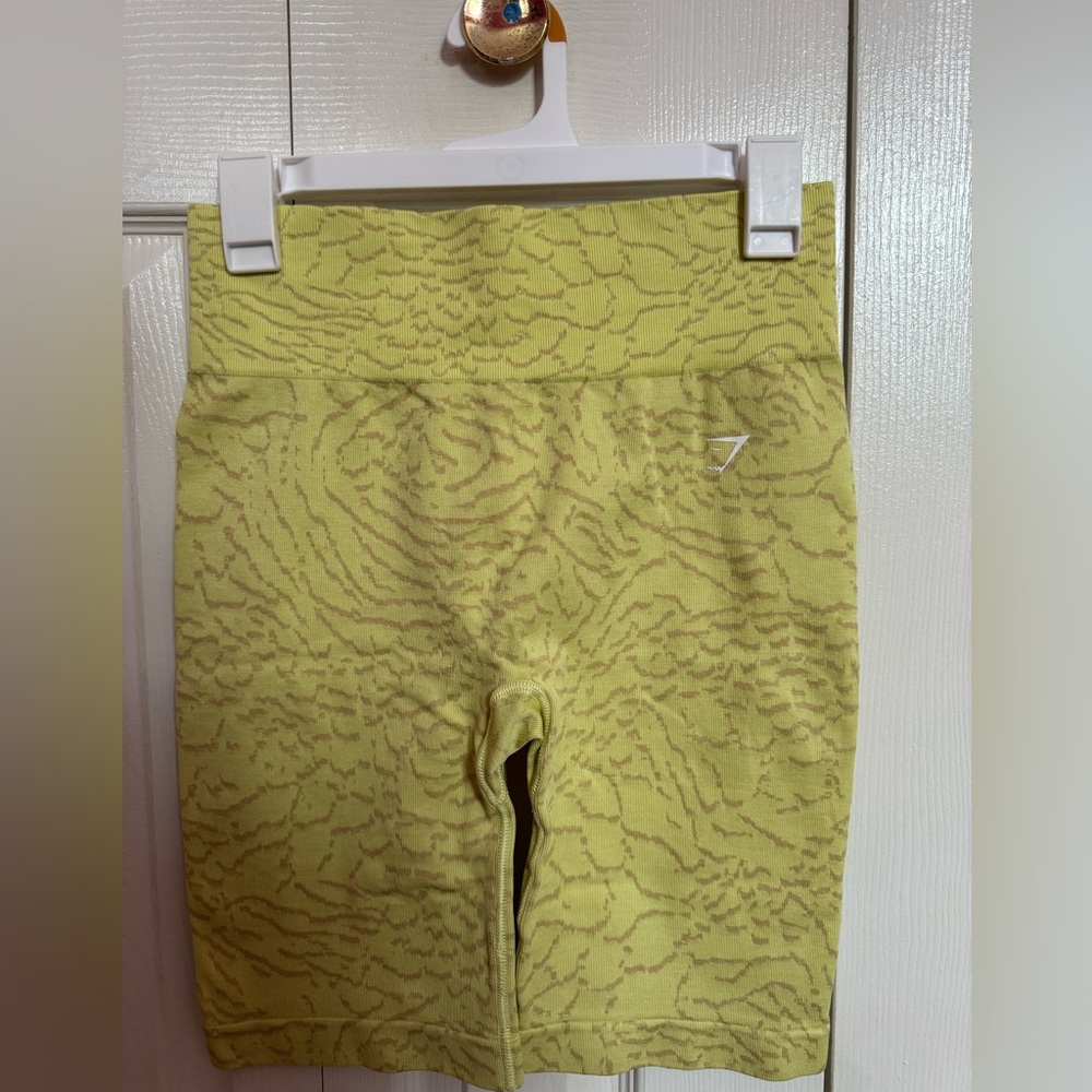 Gymshark Adapt Animal Seamless Cycling Shorts - size L